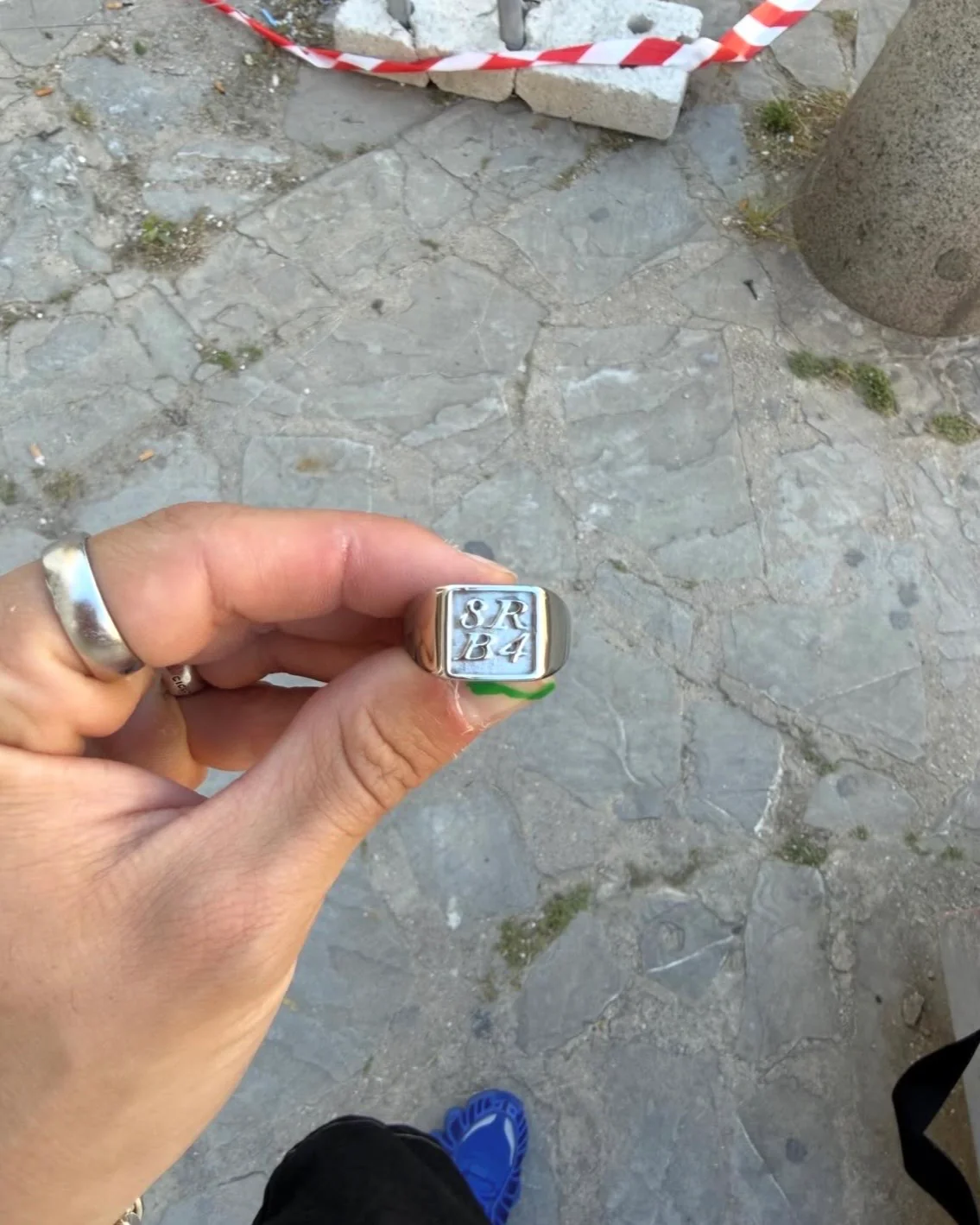 Thumb 5